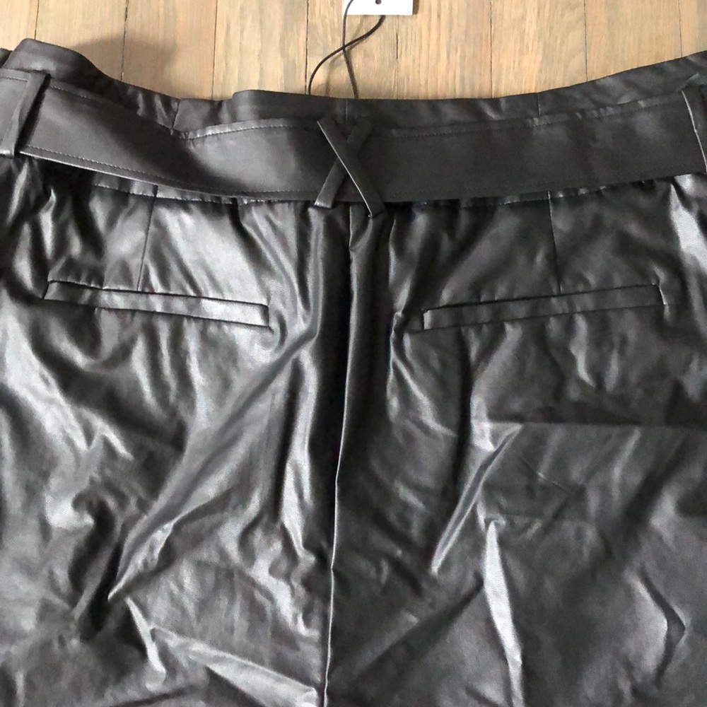 NWT Elizabeth and James Paperbag Shorts - Picture 12 of 12